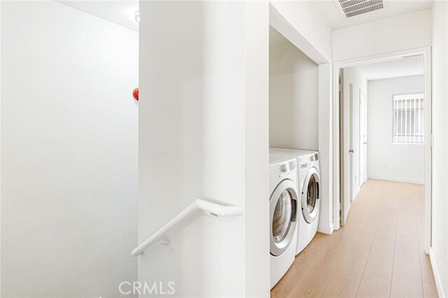 Building Photo - 463 Vine St