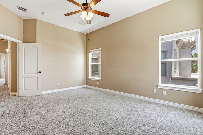 Building Photo - 3727 Grand Bahamas Dr