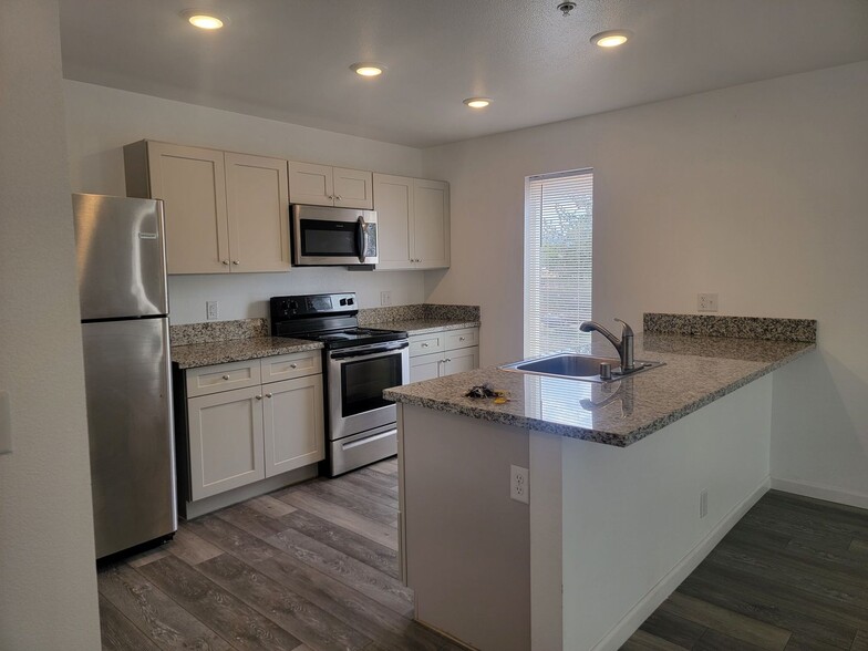 Interior Photo - Traditions West