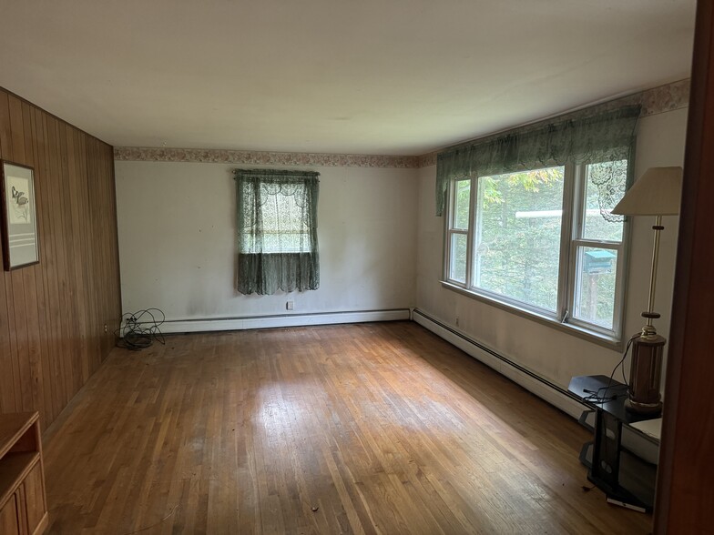 Living Room - 8244 Lake Street Ext