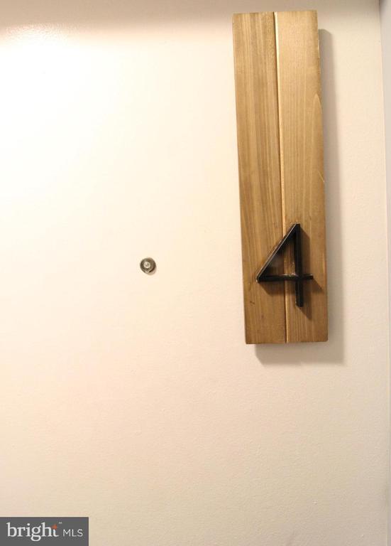 Building Photo - 7823 Denton Ave