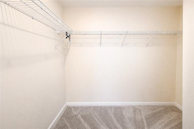 Building Photo - 4870 Carre Way