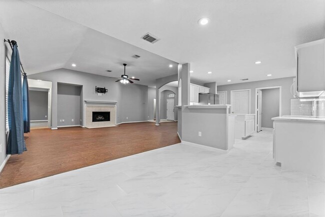 Building Photo - 21322 Hannover Pines Dr