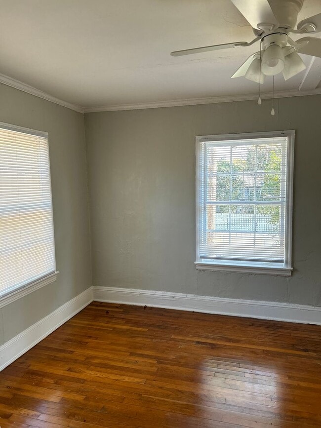 Building Photo - Available soon!