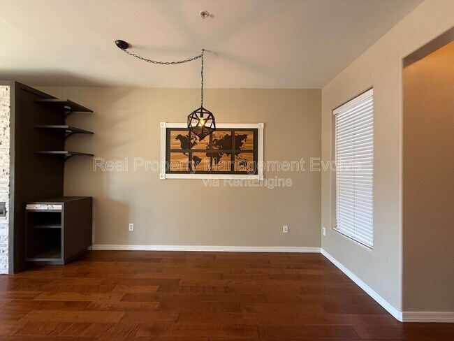 Building Photo - 20660 N 40th St