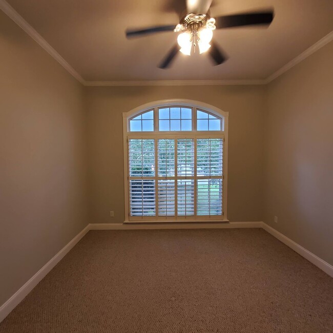 Building Photo - Southern Comfort Living: Elegant 3BR/3BA H...