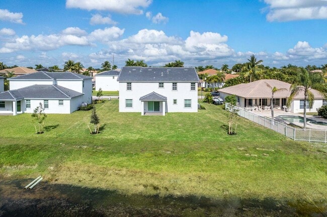 Building Photo - 6843 Cobia Cir