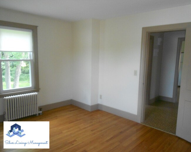 Building Photo - 94 Hurd St