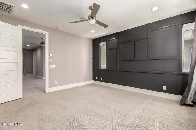 Building Photo - 7500 E Via De Luna Dr