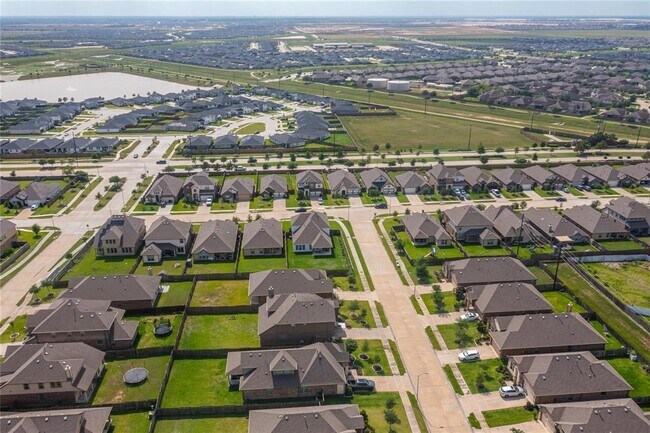 Building Photo - 3919 Palmer Meadow Ct
