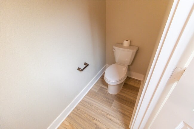 Building Photo - 18610 Parkland Square Pl