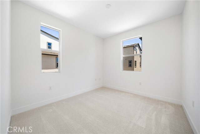Building Photo - 410 Lobata