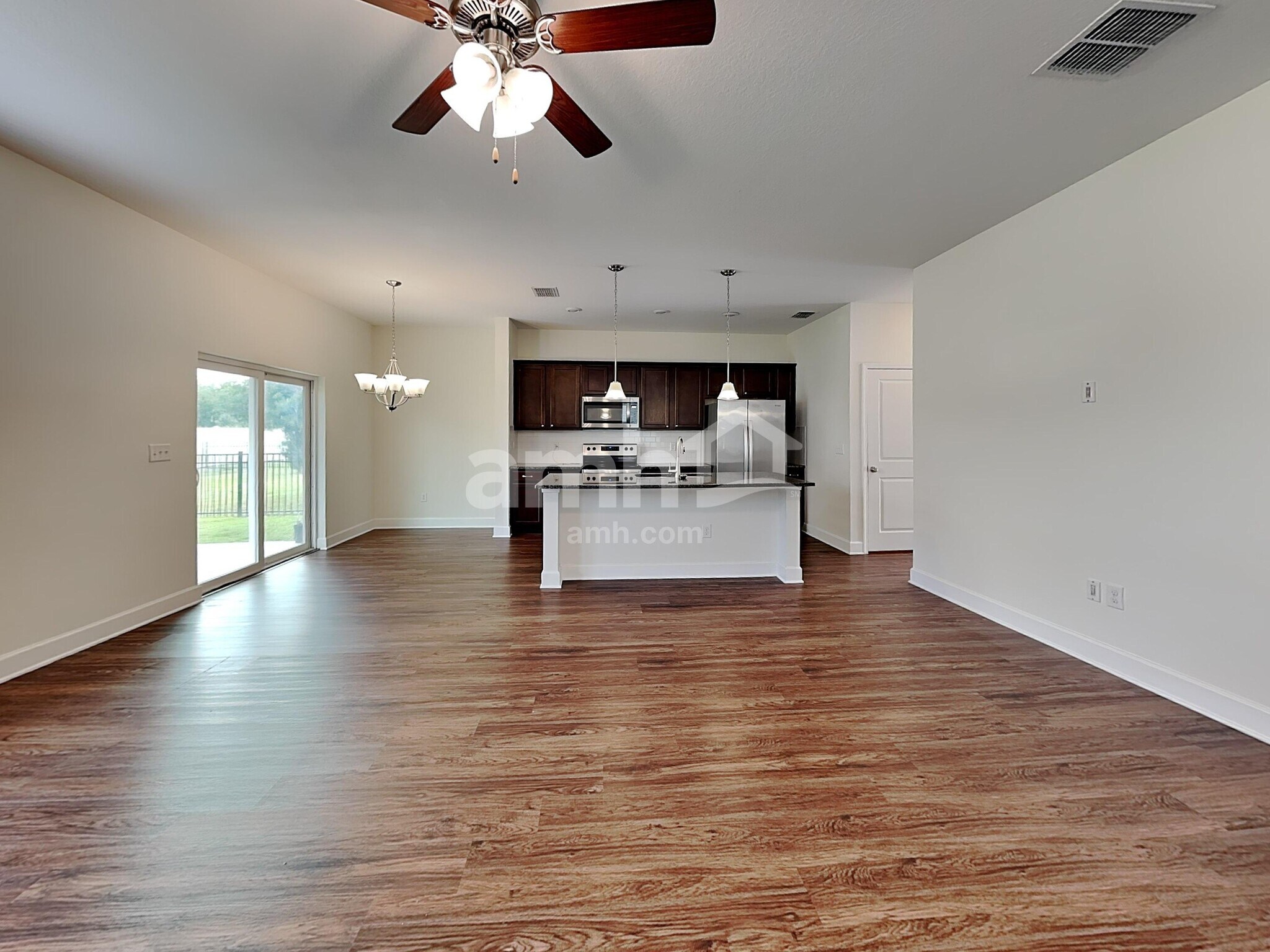 Building Photo - 919 Walden Pond Dr