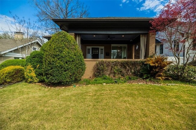 Primary Photo - 620 Park Dr NE