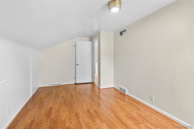 Building Photo - 1121 N Lafayette St