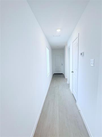 Building Photo - 6234 Sanderling St
