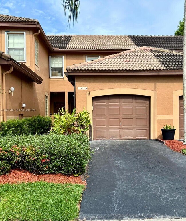 Building Photo - 1498 Barcelona Way