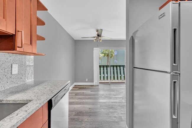 Building Photo - 8911B NW 28th Dr