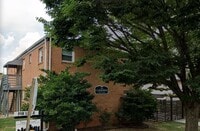 Building Photo - Claiborne Court Apartments