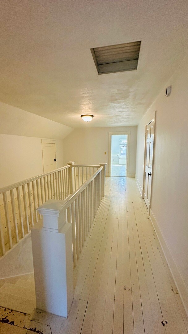 Building Photo - 124 W Crystal Lake Ave