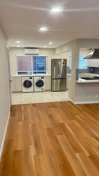 Building Photo - 3640 West St