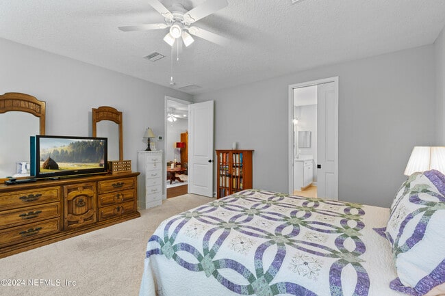 Building Photo - 431 Union Hill Dr