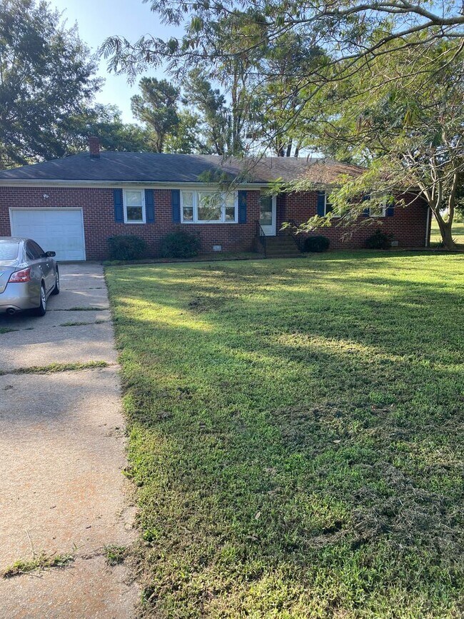 190 Brumsey Road Located in Currituck 190 Brumsey Rd Moyock NC