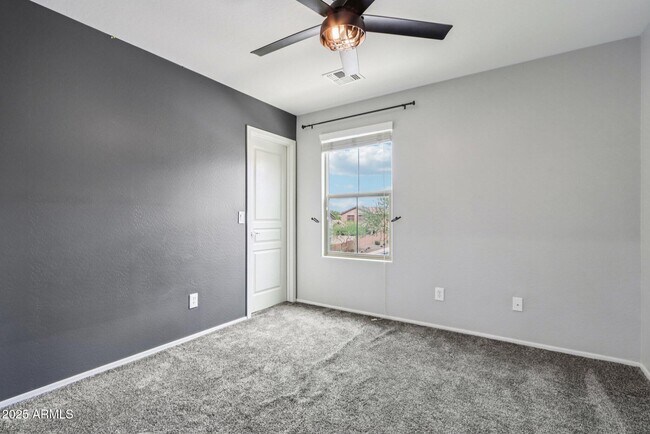 Building Photo - 7351 W Palo Brea Ln
