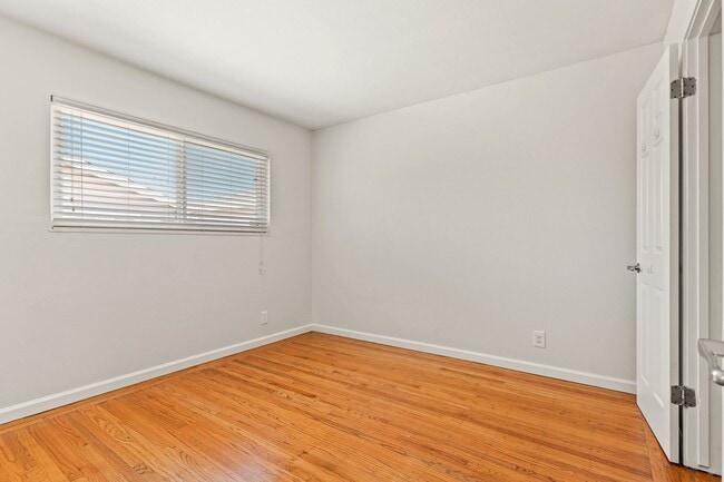 Building Photo - Charming Hayward Home with Modern Upgrades...