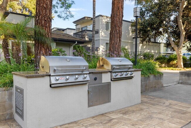 Summit Park Village San Diego, CA Apartment Finder