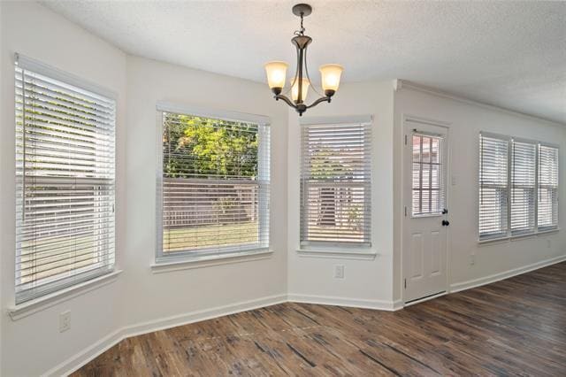 Building Photo - 2113 Live Oak Dr