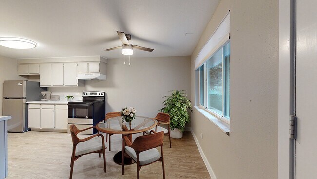 Building Photo - Bike Trail