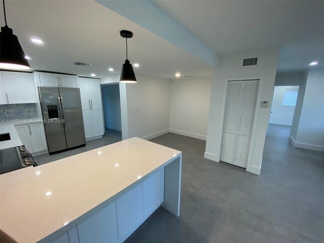 Building Photo - 9801 SW 55th St