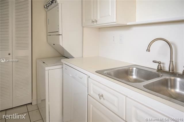 Building Photo - 2 br, 2 bath Condo - VILLA GRANDE CONDO