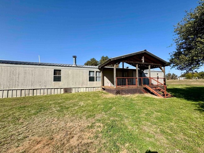 Building Photo - 600 Old Spanish Trail