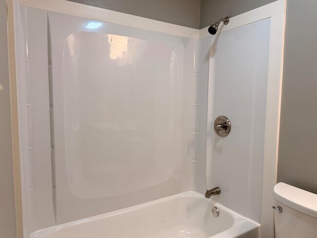 Building Photo - 3884 Kerston Dr