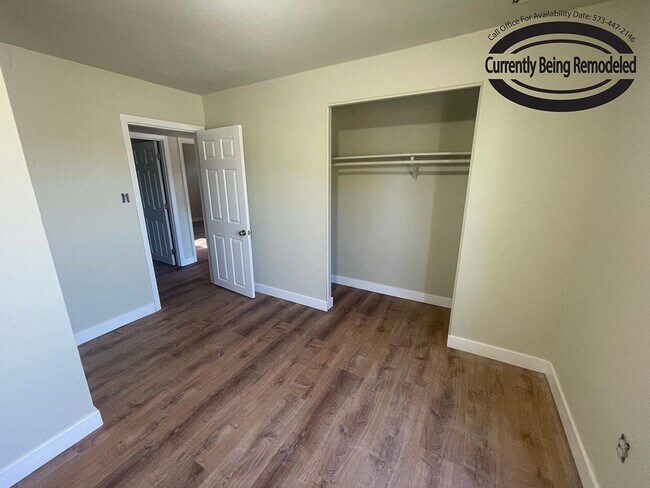 Building Photo - 319 West Blvd N