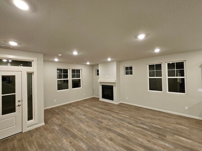 Building Photo - 4112 SE 83rd Ave