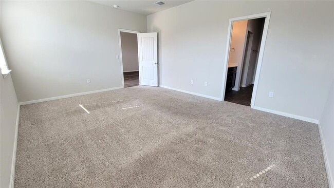 Building Photo - 100 Harlan Dr
