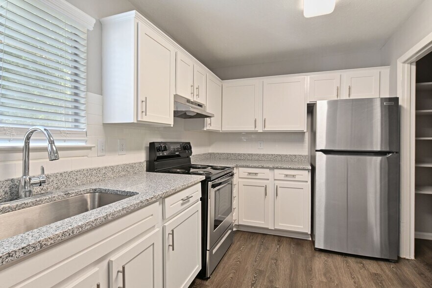 Grace Apartment Homes Roswell 100 Chattahoochee Cir Roswell GA 30075