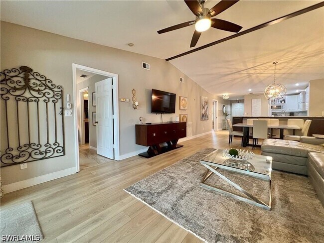 Building Photo - 1120 Sarah Jean Cir