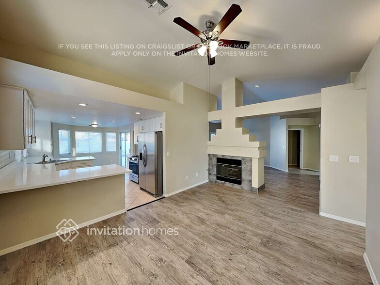 Building Photo - 4512 Crimson Leaf Dr