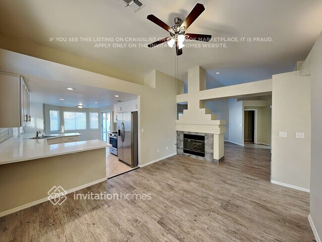 Building Photo - 4512 Crimson Leaf Dr