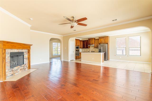 Building Photo - 2943 Ladoga Dr