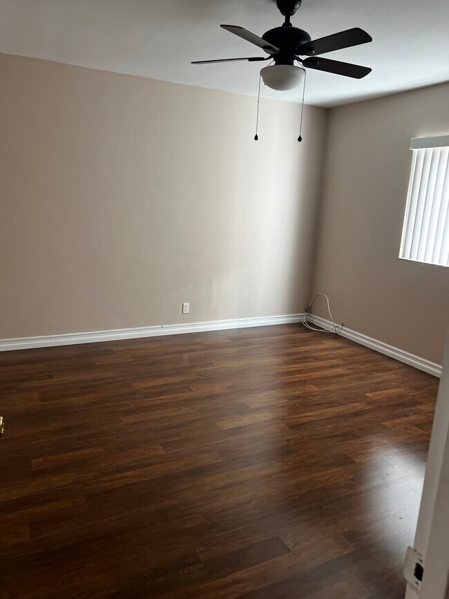 Building Photo - 2433 W Imperial Hwy