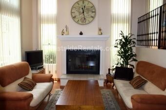 Primary Photo - 15738 Devonshire St