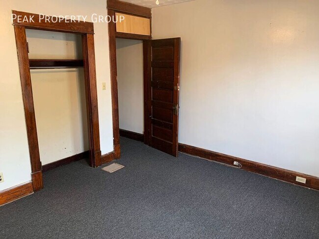 Building Photo - 293 E 14th Ave