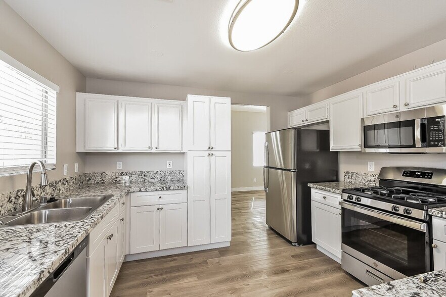 Building Photo - 3406 Genesee Gorge Ave