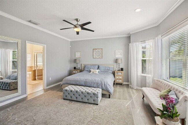 Building Photo - 2624 Kenchester Loop