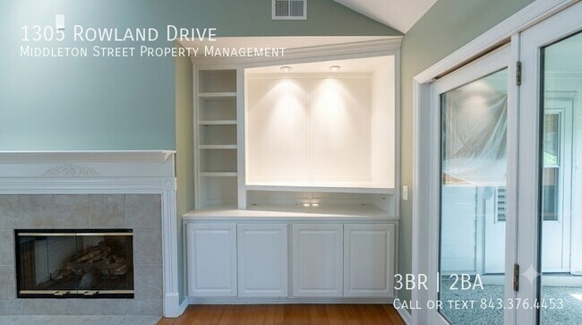 Building Photo - 1305 Rowland Dr